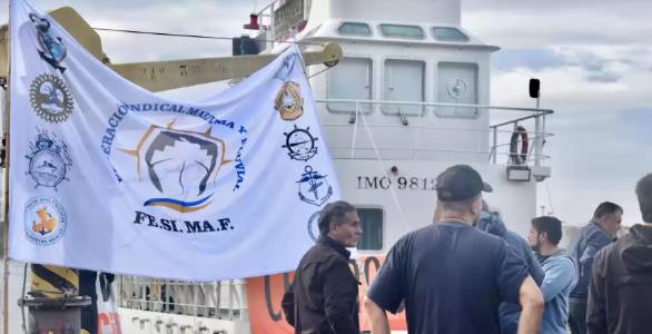 PARO PORTUARIO PARALIZA EL COMERCIO EXTERIOR ARGENTINO