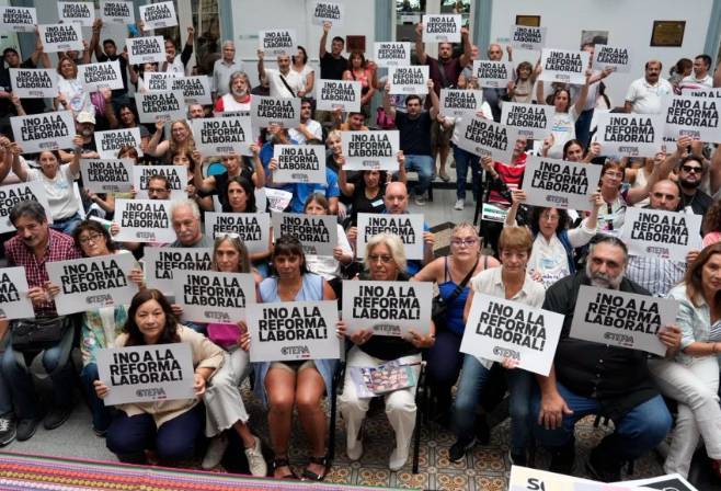 PARO NACIONAL DOCENTE: EL 2 DE MARZO LA EDUCACIÓN PÚBLICA SE PLANTARÁ CONTRA EL AJUSTE