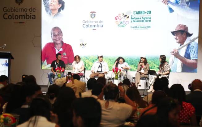 JÓVENES RURALES EXIGEN TIERRA Y PODER EN CONFERENCIA GLOBAL