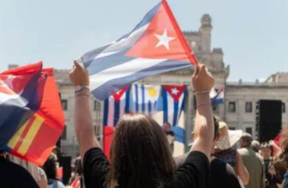 SOLIDARIDAD INTERNACIONAL: SINDICALISTAS Y PUEBLOS ALZAN LA VOZ POR CUBA