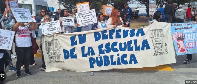 LA REBELIÓN DOCENTE: PAROS Y MOVILIZACIONES CRUZAN EL PAÍS EN DEFENSA DE LA ESCUELA PÚBLICA