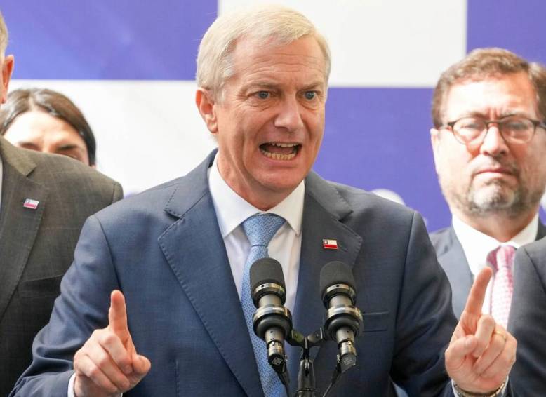 CHILE: EL FANTASMA DEL PINOCHETISMO REGRESA A LA MONEDA