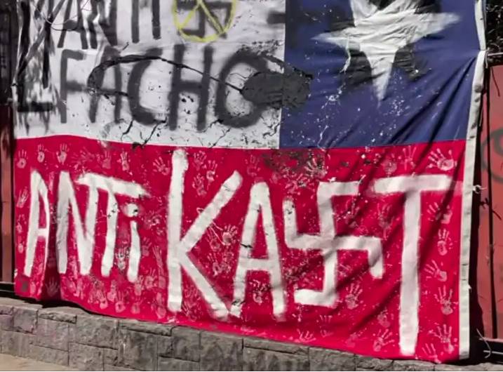 LA REBELIÓN ESTUDIANTIL ANTE EL NUEVO RÉGIMEN: TOMAS SIMBÓLICAS Y REPRESIÓN POLICIAL