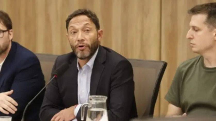 EL ESCÁNDALO LIBRA EXPLOTA: CONTRATO MILLONARIO, NEGATIVA A RENDIR CUENTAS Y DENUNCIA CONTRA EL FISCAL