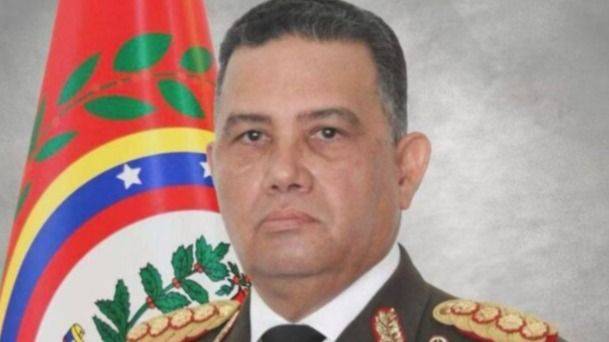 EL CHAVISMO SIN MADURO: DELCY RODRÍGUEZ REMUEVE A UN PILAR MILITAR DEL GOBIERNO BOLIVARIANO