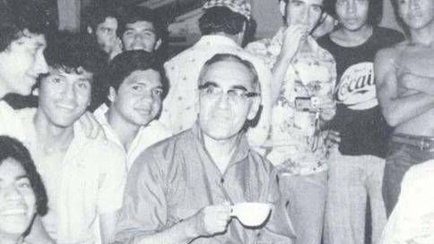 LA MEMORIA QUE ARDE: CUANDO LOS ASESINOS SIGUEN EN EL PODER