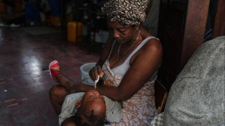 LA TRIPLE JAULA: POR QUÉ HAITÍ NO ESTALLA ANTE LA OPRESIÓN SISTÉMICA