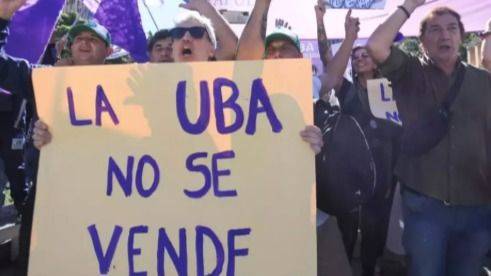 CRISIS TOTAL EN LA UNIVERSIDAD ARGENTINA: SALARIOS DE MISERIA, FUGA DE CEREBROS Y UNA DIRIGENCIA QUE NEGOCIA CON EL AJUSTE