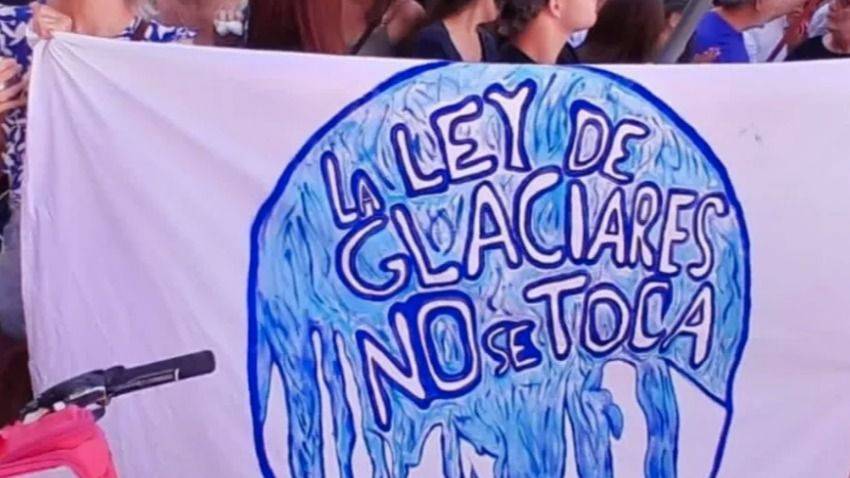 GLACIARES EN VENTA: "HACER FILA HASTA QUE NOS DEJEN HABLAR"