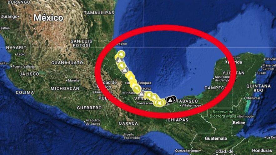 CHAPAPOTE SELECTIVO: GREENPEACE DENUNCIA LIMPIEZA DE POSTAL TURÍSTICA MIENTRAS ECOSISTEMAS MUEREN