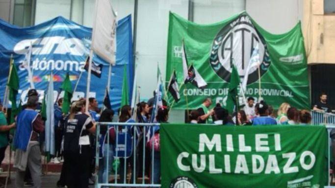 ELIMINAN PROGRAMA VOLVER AL TRABAJO: 900 MIL TRABAJADORES QUEDAN EN LA INCERTIDUMBRE