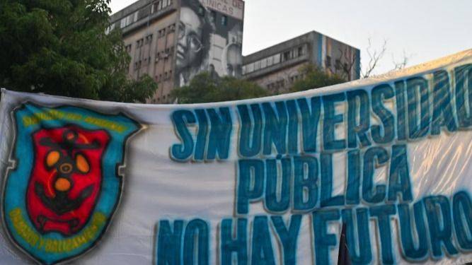 EL RÉGIMEN MILEI RECIBE OTRO REVÉS JUDICIAL: LA JUSTICIA ORDENA APLICAR LA LEY UNIVERSITARIA