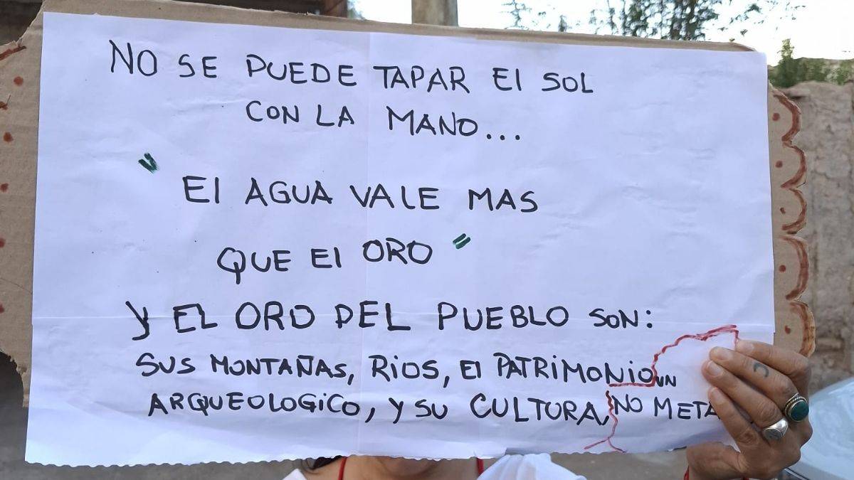 EL MITO DEL PROGRESO MINERO: EN CATAMARCA, ORO QUE NO BRILLA Y AGUA QUE SE AGOTA 