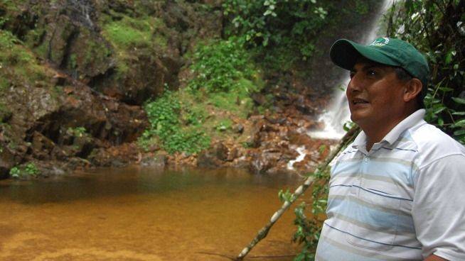 SANGRE POR AGUA: EL CRIMEN QUE SILENCIÓ A UN GUARDIÁN DE LOS BOSQUES ECUATORIANOS