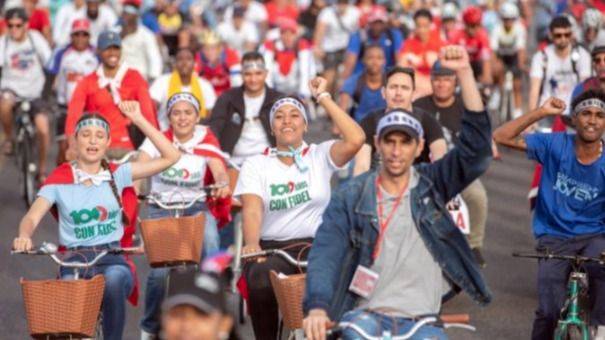 LA JUVENTUD CUBANA TOMA LAS CALLES: "AQUÍ, CON FIDEL" CONTRA EL BLOQUEO GENOCIDA