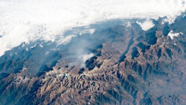 LA SIERRA NEVADA SE LIBERA DEL EXTRACTIVISMO: PETRO DECRETA MEGARRESERVA DE UN MILLÓN DE HECTÁREAS