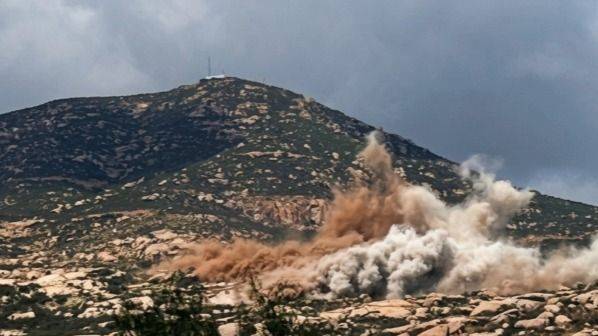 DINAMITAN MONTAÑAS SAGRADAS: EL MURO DE TRUMP DESTRUYE PATRIMONIO BINACIONAL