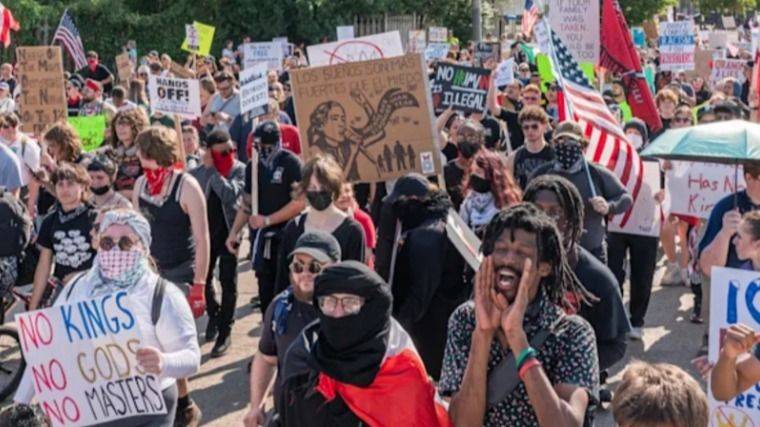 DETROIT SE PREPARA: EL 1° DE MAYO RESUENA EN LA CIUDAD AUTOMOTRIZ