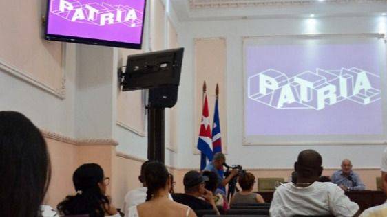 EL COLOQUIO COMUNICACIONAL: CUBA CONVOCA AL MUNDO PARA ROMPER EL CERCO MEDIÁTICO