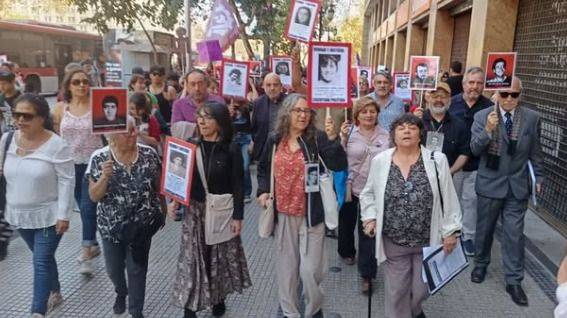 INDULTOS A GENOCIDAS: LA SOCIEDAD CHILENA SE LEVANTA CONTRA LA IMPUNIDAD