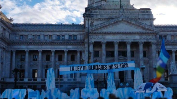 LA BATALLA POR EL AGUA: LA PAMPA Y ORGANIZACIONES AMBIENTALES SE UNEN EN LA DEMANDA COLECTIVA MÁS GRANDE DE LA HISTORIA