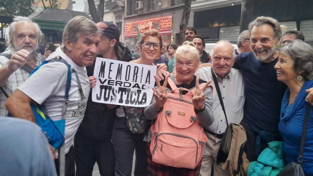 MAS ALLA DE LOS OJOS