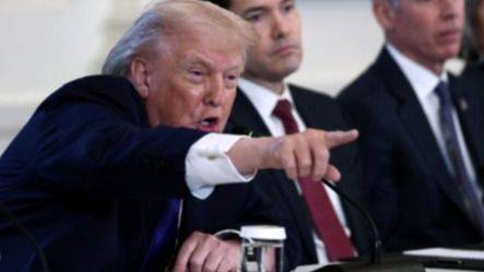 LA BATALLA POR SACAR A TRUMP: DIVISIONES ESTRATÉGICAS EN LA IZQUIERDA