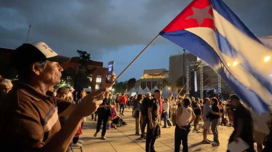 CUBA RESISTE: DE PLAYA GIRÓN A LA SOLIDARIDAD MEXICANA CONTRA EL BLOQUEO