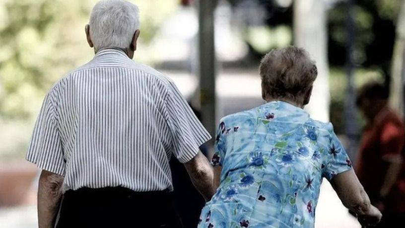 ADULTOS MAYORES: EL AUMENTO DE MUERTES QUE EL SISTEMA NO QUIERE EXPLICAR