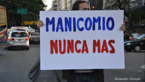 ¿QUÉ ES DESMANICOMIALIZAR?