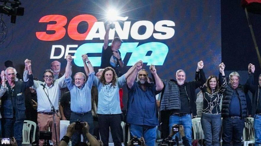 TRES DÉCADAS DE PIE: LAS CTA REDOBLAN LA APUESTA Y LLAMAN A UN PARO NACIONAL CONTRA MILEI