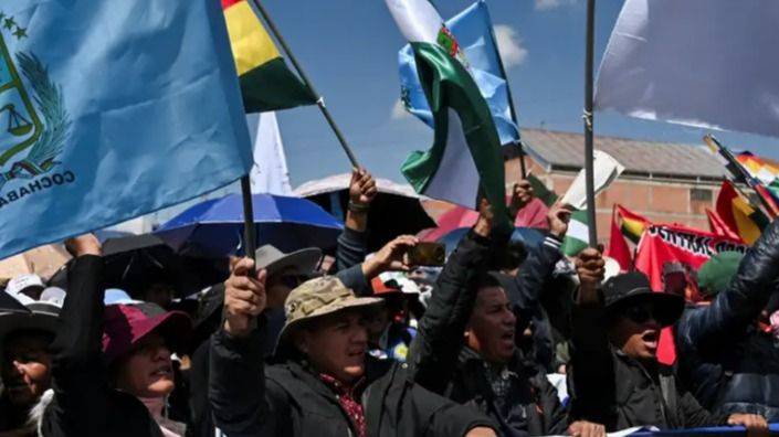 29 DÍAS A PIE: LA MARCHA QUE CERCÓ AL PODER EN BOLIVIA