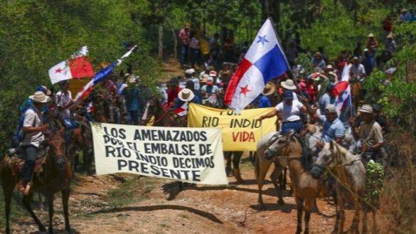 RÍO INDIO: EL AGUA QUE NAVEGA PARA LOS BARCOS Y AHOGA A LOS CAMPESINOS