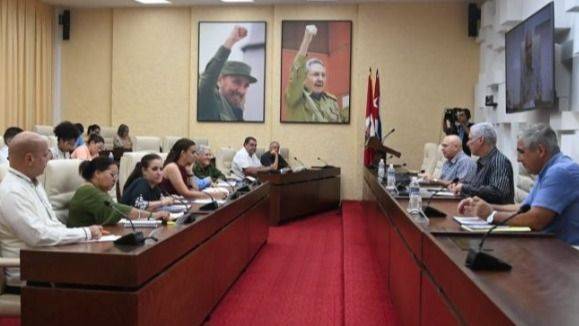 JUVENTUD CUBANA TEJE LA RED QUE TRANSFORMA LOS BARRIOS DESDE LA BASE