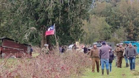 EL TERRITORIO SAGRADO NO SE DESALOJA: COMUNIDAD MAPUCHE DENUNCIA DESTRUCCIÓN DE RUCA Y ESPACIOS CEREMONIALES EN LAGO RANCO