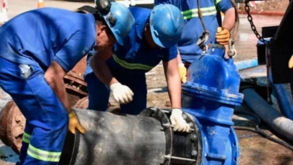 91 MIL LABURANTES SIN LABURO: LA UOCRA PONE EL DEDO EN LA LLAGA DEL AJUSTE DE MILEI