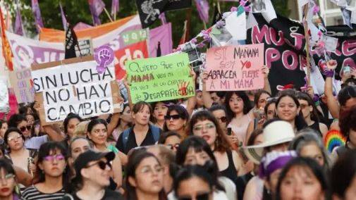 LA VIDA DE LAS MUJERES NO ES DESCARTABLE: MARCHA NACIONAL CONTRA LA OLA DE FEMICIDIOS Y EL NEGACIONISMO OFICIAL