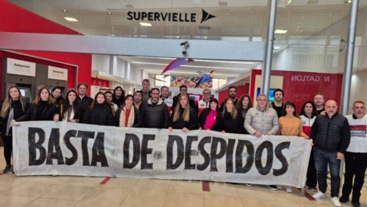 LA ESTOCADA DE SUPERVIELLE: 600 FAMILIAS A LA CALLE Y LA BANCA QUE NO PARA DE GANAR
