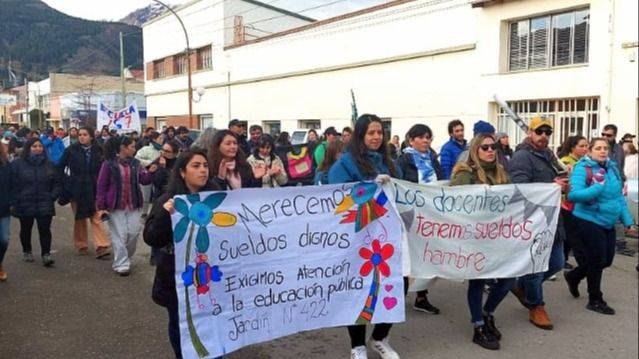 LA DOCENCIA REBELDE DE LA PATAGONIA QUE EL PODER QUIERE OCULTAR