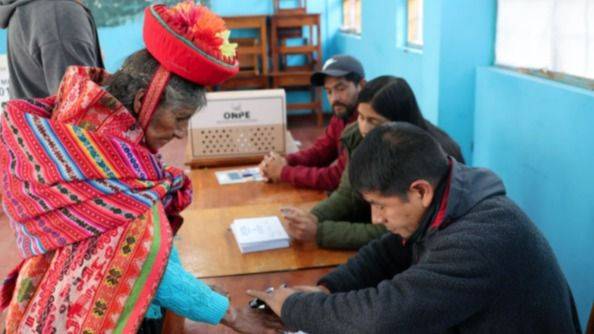 EL TERREMOTO ELECTORAL QUE NADIE ESPERABA EN PERÚ