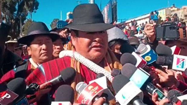"NOS ROBARON EL PONCHO Y EL CHICOTE": LA DENUNCIA DEL LÍDER CAMPESINO DETENIDO EN BOLIVIA