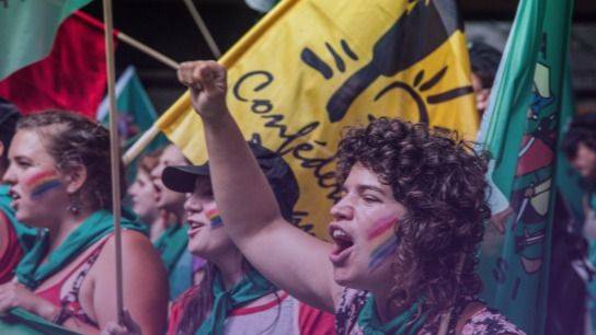 EL PATRIARCADO NO PERDONA: MUJERES LBQ, INVISIBLES PARA EL ESTADO Y BLANCO DE LA VIOLENCIA