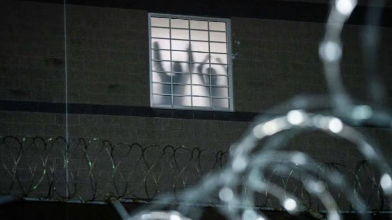 52 MUERTES BAJO CUSTODIA: EL RÉGIMEN TRUMP DISPARA LA TASA DE FALLECIDOS EN DETENCIONES MIGRATORIAS