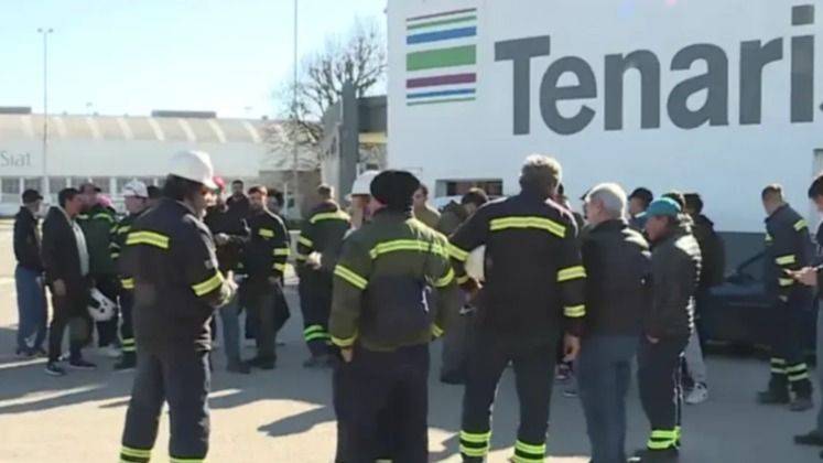 TECHINT ECHA A 150 LABURANTES Y ENCIENDE LAS ALARMAS EN EL POLO SIDERÚRGICO