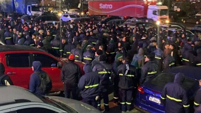 CERRÓ EXPRESS BEER, VOLARON 220 PUESTOS Y CAMIONEROS DECLARA LA EMERGENCIA EN TODO EL RUBRO