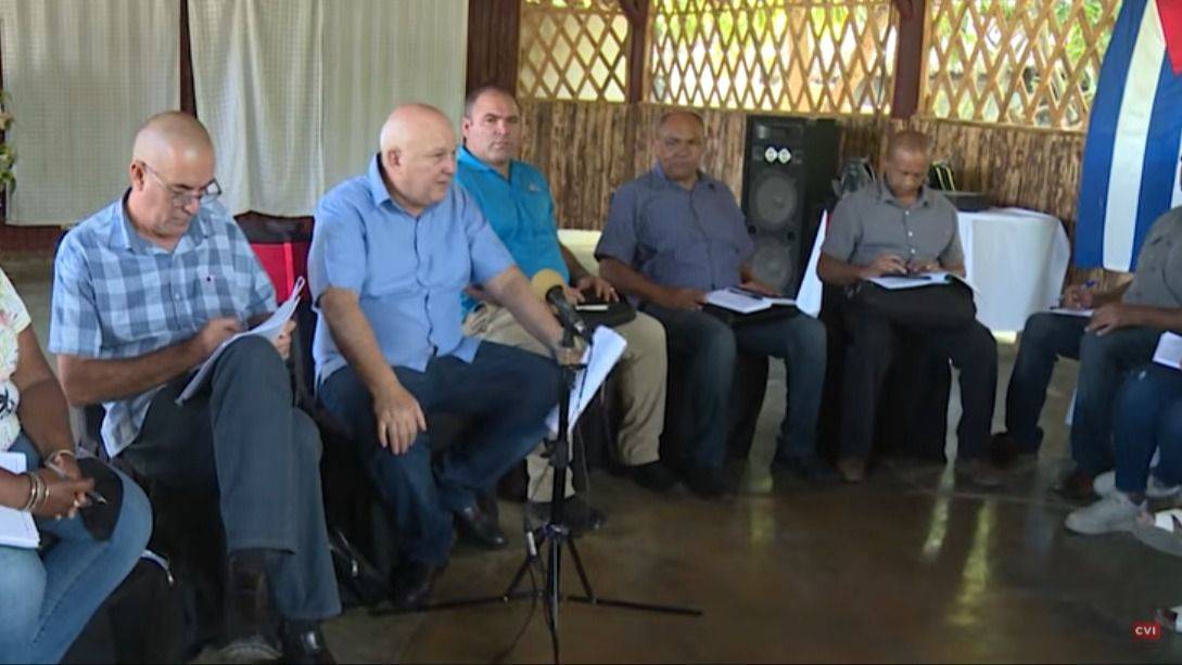 TIERRA PARA QUIEN LA TRABAJA: CUBA APRUEBA 176 MEDIDAS PARA REACTIVAR EL AGRO