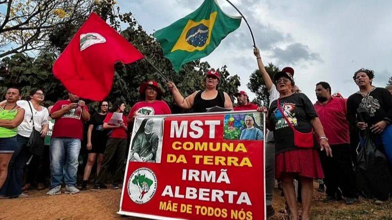 DECRETO DE LULA DESAPROPIA LA COMUNA IRMÃ ALBERTA Y CIERRA 24 AÑOS DE RESISTENCIA DEL MST EN SÃO PAULO