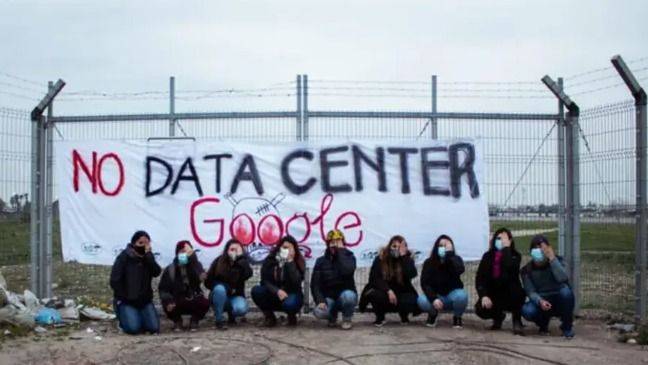 EL NORTE GLOBAL NOS CONVIERTE EN UN BODEGAJE DE DATOS Y AGUA