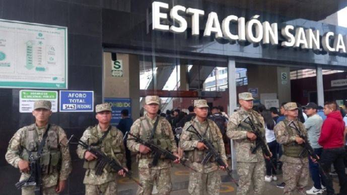 MILITARES EN EL INTERIOR: EL NUEVO GOBIERNO PERUANO PROFUNDIZA LA MANO DURA Y LA CONTINUIDAD