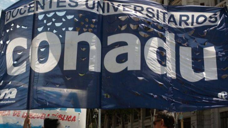CONADU ENDURECE EL CONFLICTO: VIENE LA QUINTA MARCHA FEDERAL Y UNA CONSULTA DOCENTE